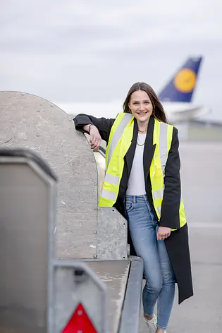Ausbildung Elektroniker_Flughafen Stuttgart_Header_Stellenanzeigen