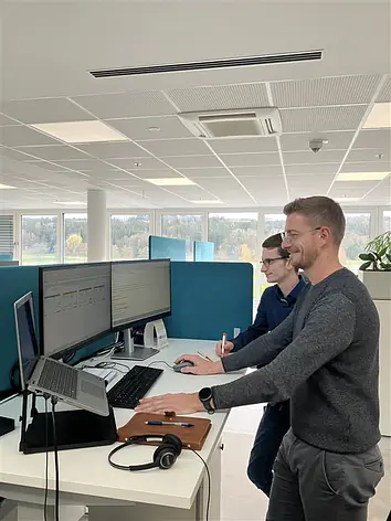 Die Ausbildung umfasst viele unterschiedliche Stationen im Büro.