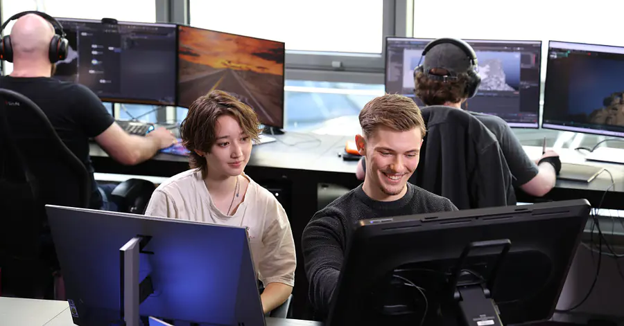 Studenten von PIXL VISN media arts academy arbeiten mit einem XPPen Tablet