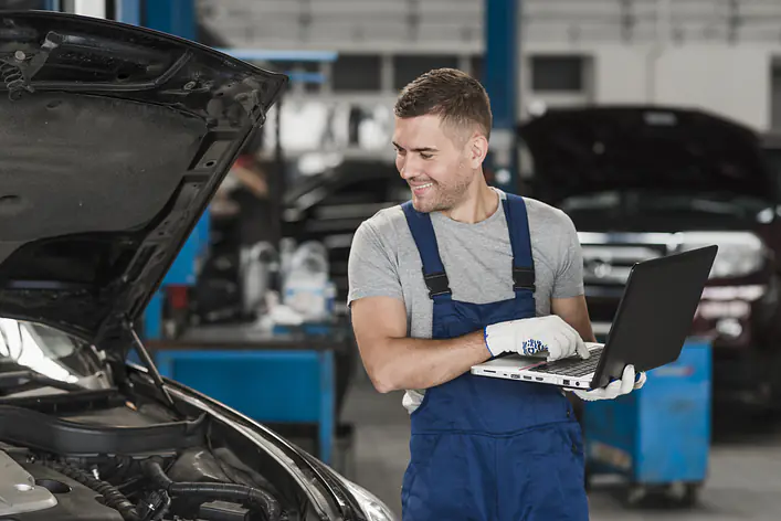 KFZ Mechatroniker