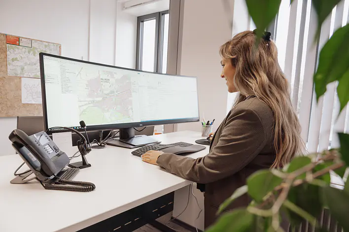 Azubis_innen_Büro