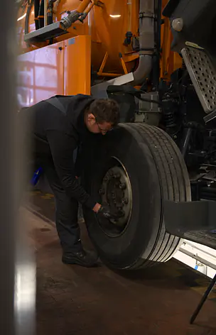 Ausbildungsplatz als Kraftfahrzeugmechatroniker*in (m/w/d) 