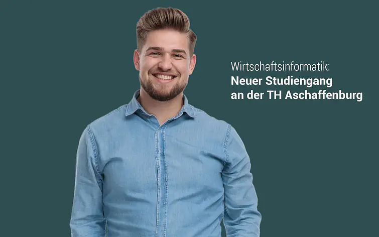 Student vor petrolfarbenem Hintergrund