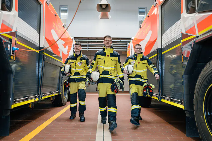 Ausbildung Werkfeuerwehrleute_Flughafen Stuttgart_Header_Stellenanzeigen