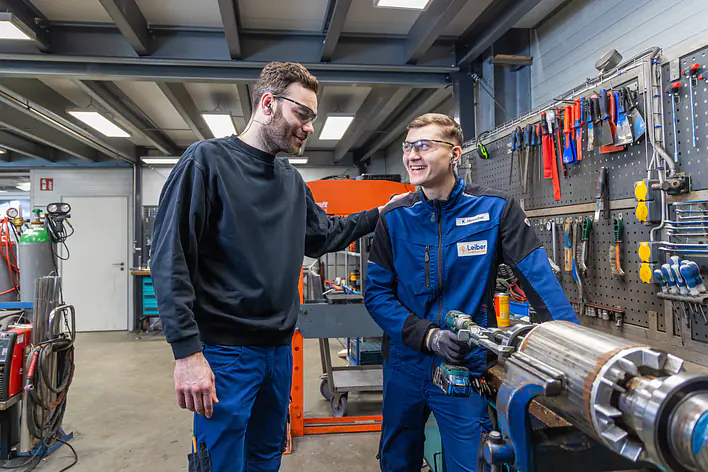 Azubi_Ausbilder_Werkstatt